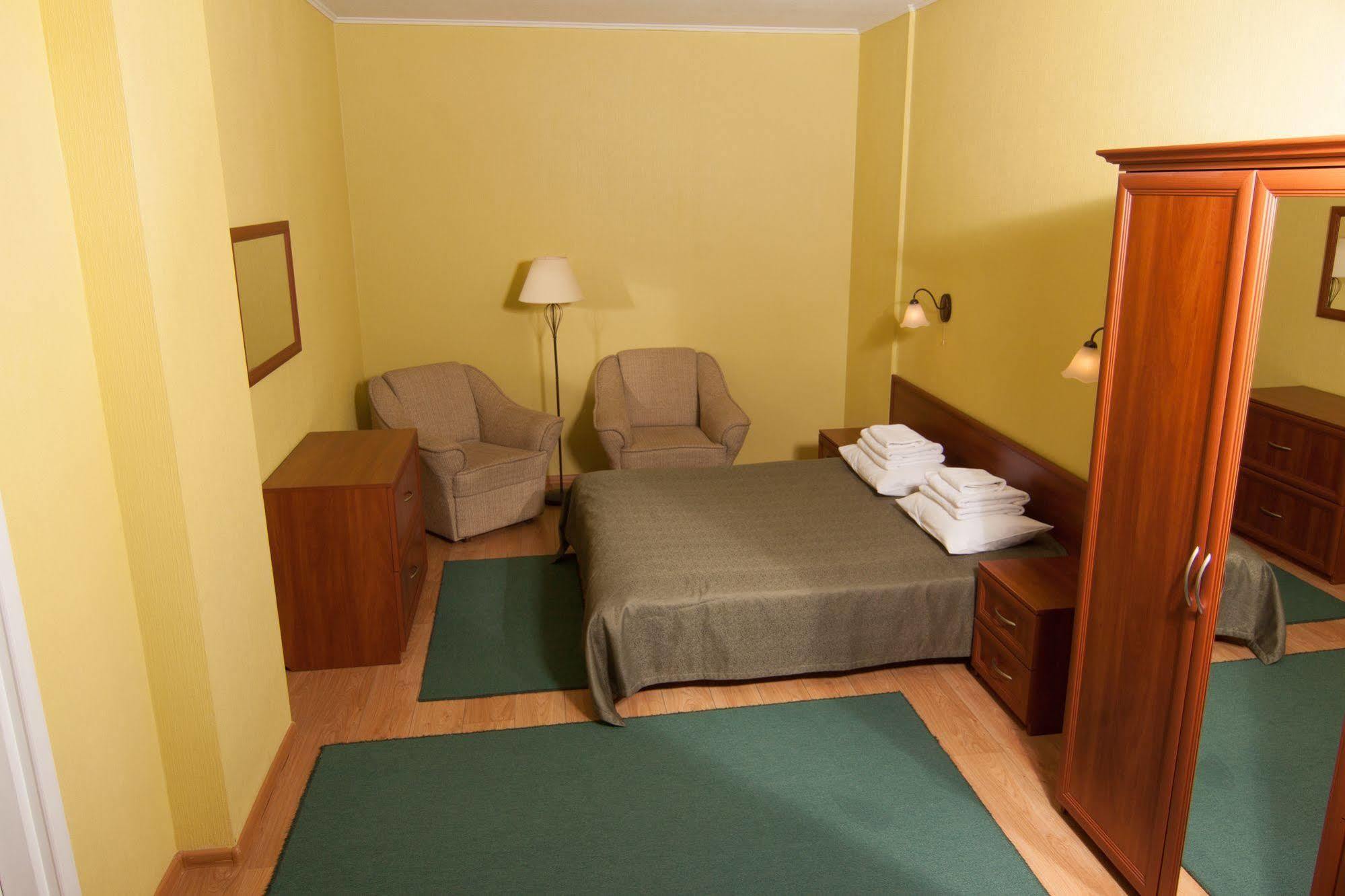 Mini-Hotel On Geroiv Energetykiv Street 18 Kijów Zewnętrze zdjęcie