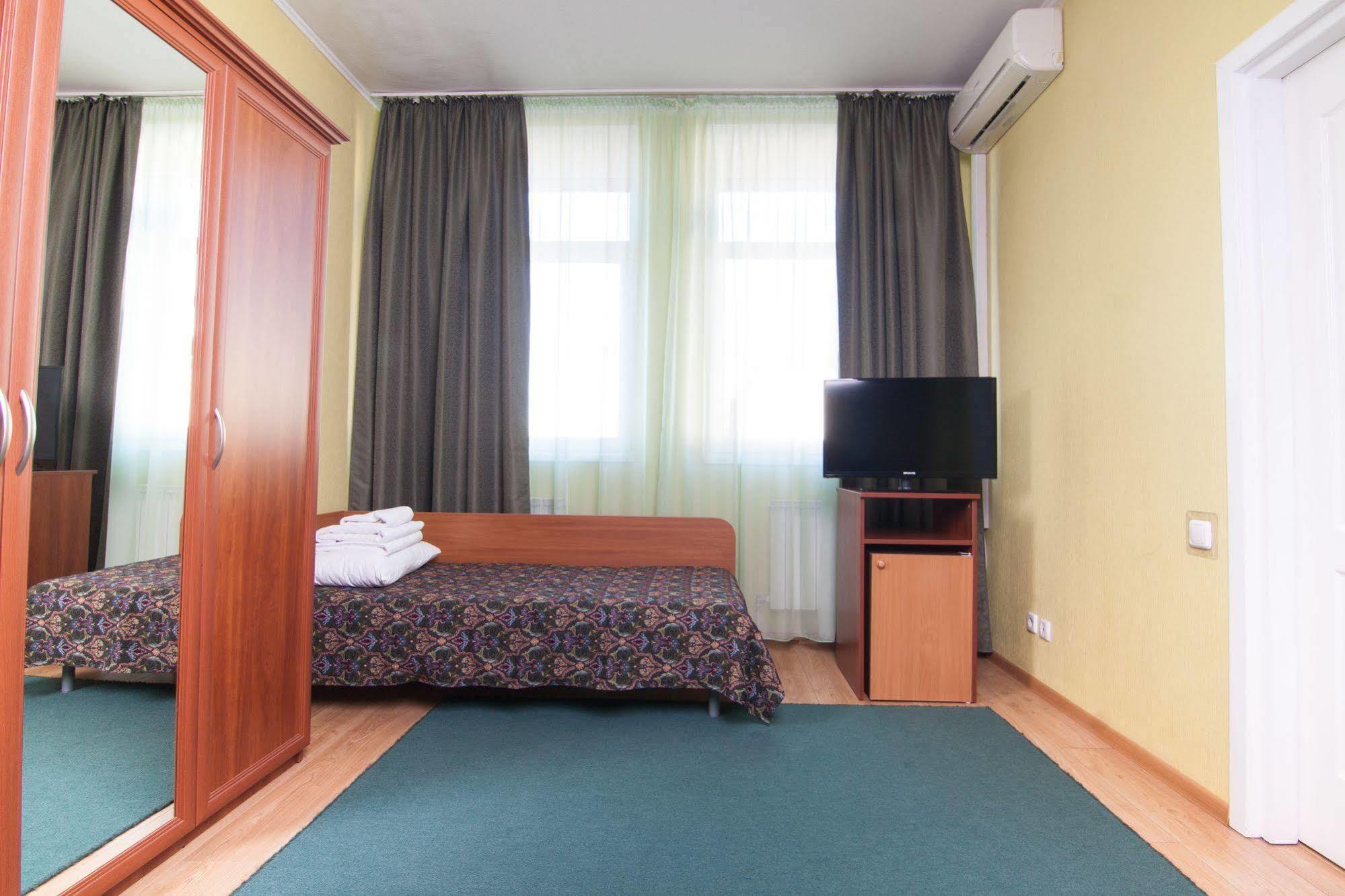 Mini-Hotel On Geroiv Energetykiv Street 18 Kijów Zewnętrze zdjęcie